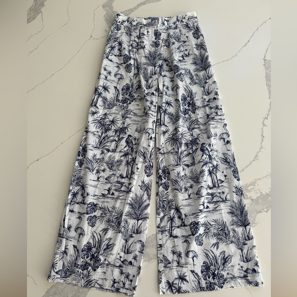 J McLaughlin navy print cotton pants size 4. NWT